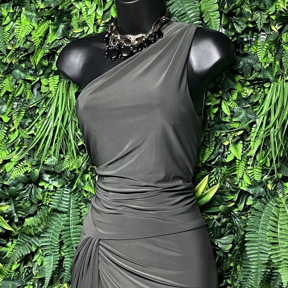 HOUSE OF CB Dress Women Small Green One Shoulder Riccarda Ruched Pleated 2813 - Picture 5 of 8